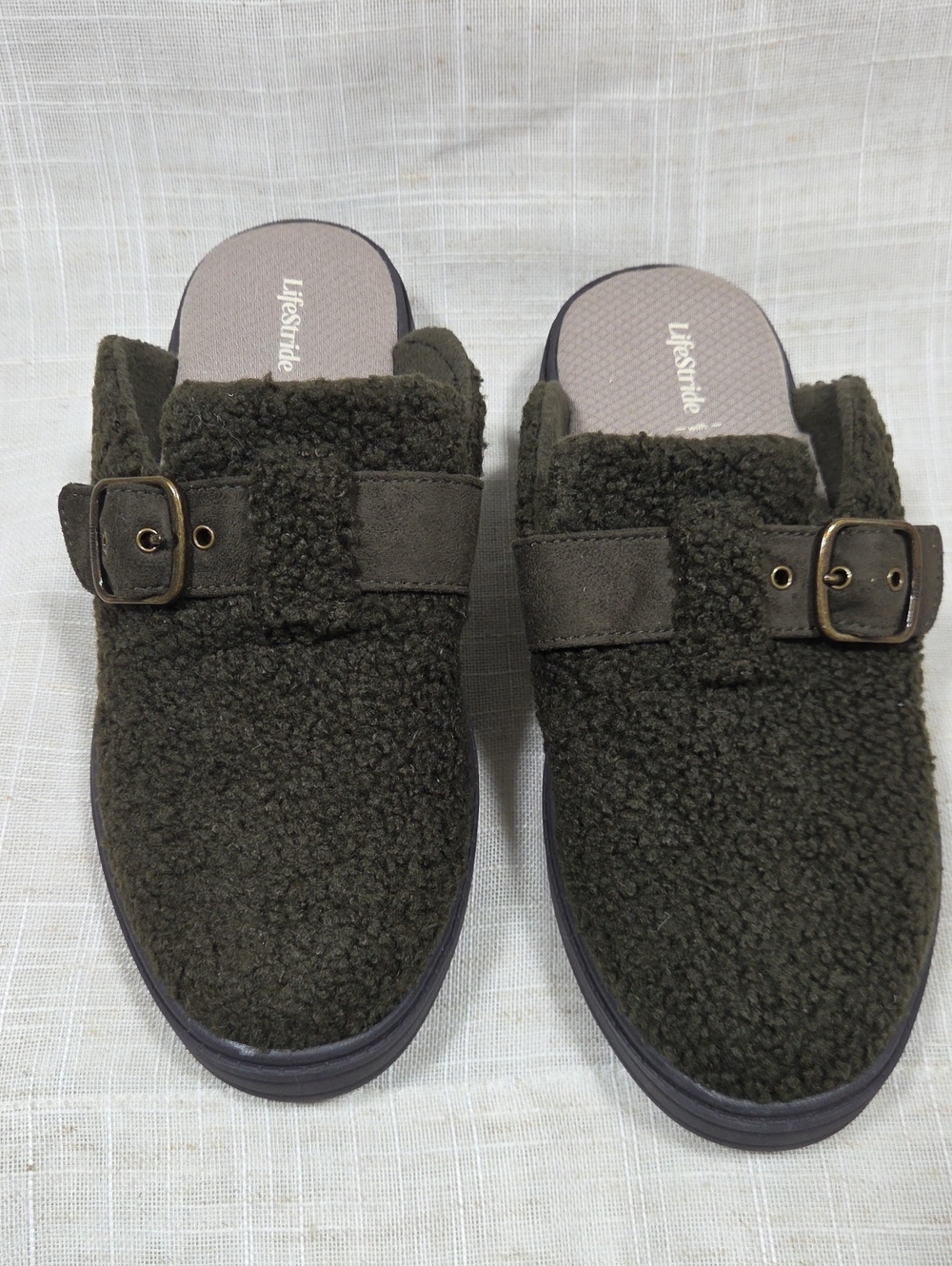 Life Stride Women's Olive Green Faux Shearling Slip-On with Buckle Size 6.5 .